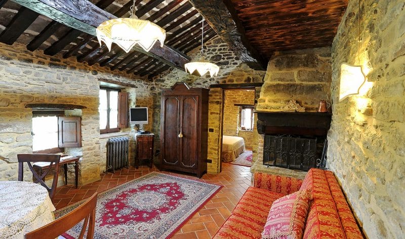 Apartment Lampone Farmhouse Borgo Valuberti in Castiglion Fiorentino, Farmhouse Tuscany
