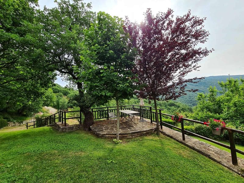 Giardino Agriturismo Borgo Valuberti agriturismo Toscana